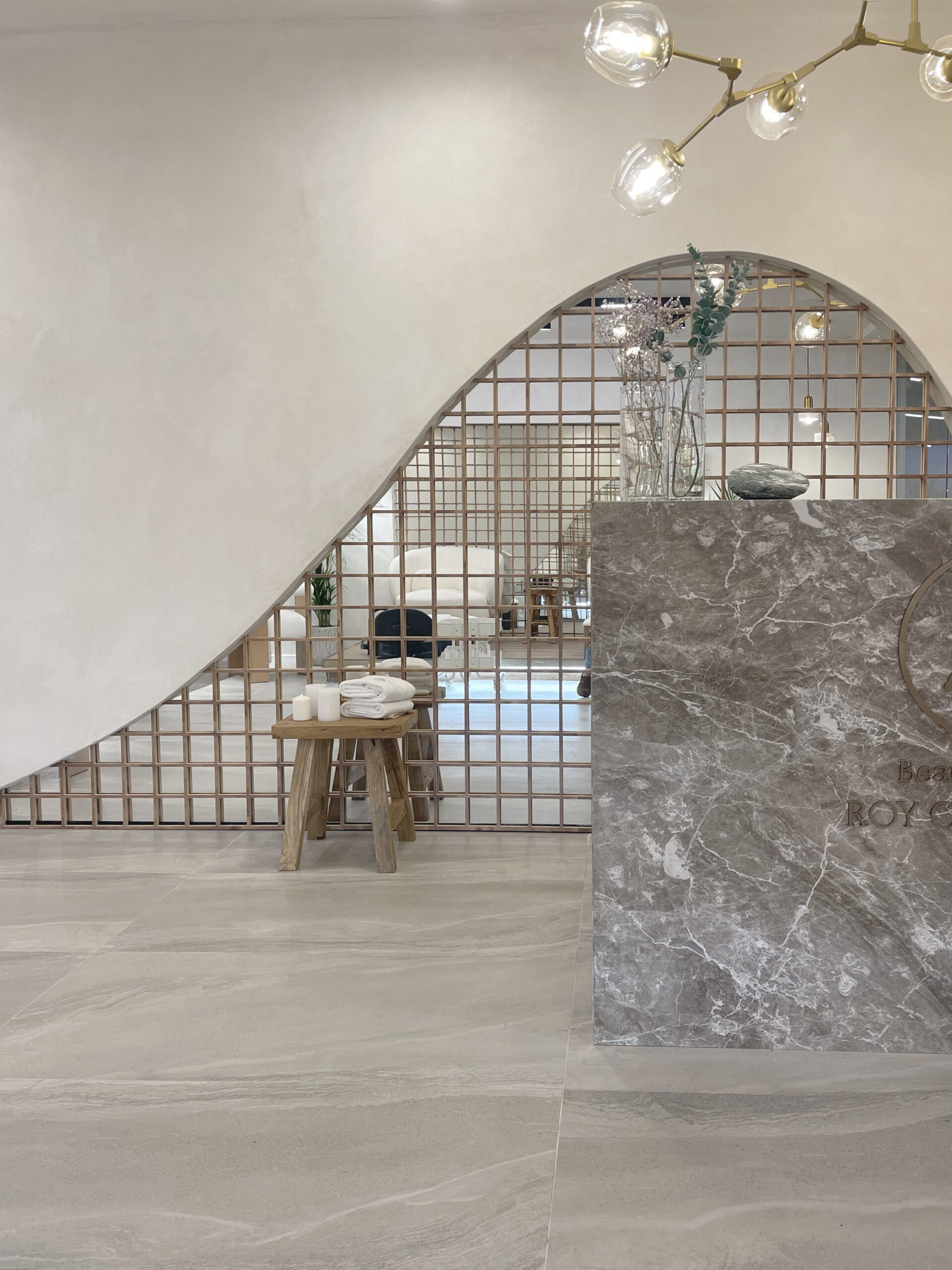 Projects ROY COSMETICS reception